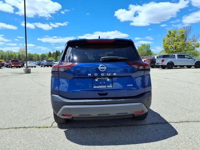 Used 2023 Nissan Rogue S AWD/4WD image 7