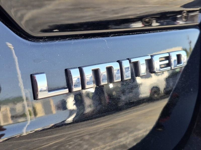 Used 2022 Jeep Grand Cherokee Limited image 17