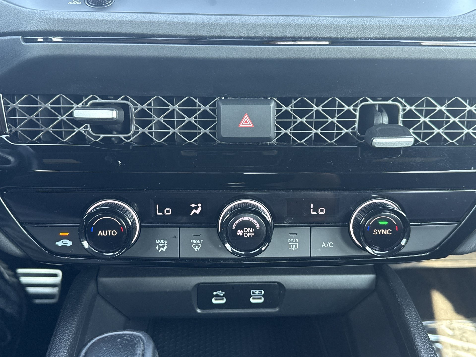 Used 2023 Honda Accord Sport image 8