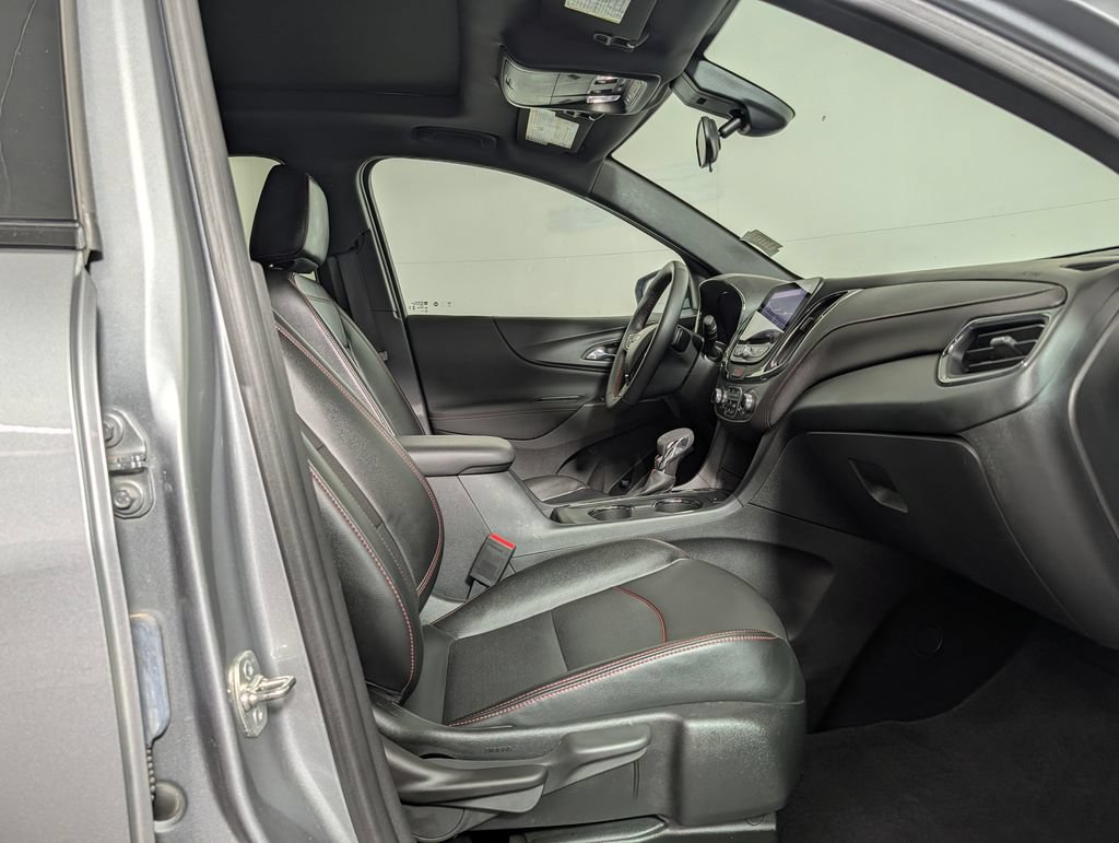 Used 2024 Chevrolet Equinox RS w/ RS Leather Package AWD/4WD image 11