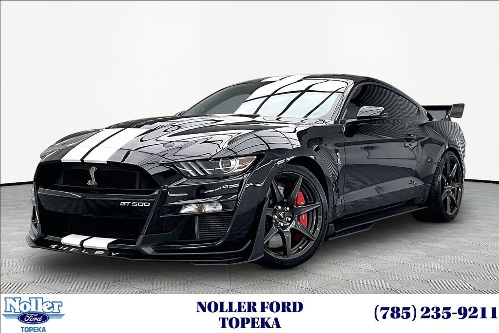 Certified 2022 Ford Mustang Shelby GT500 w/ Carbon Fiber Track Pack RWD image 1
