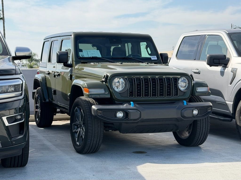 Used 2024 Jeep Wrangler Unlimited w/ Convenience Group