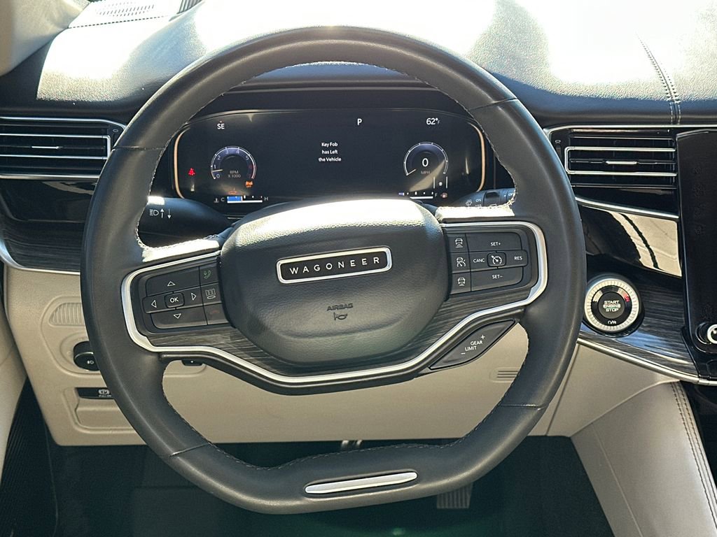 Used 2022 Jeep Wagoneer Series II RWD image 24