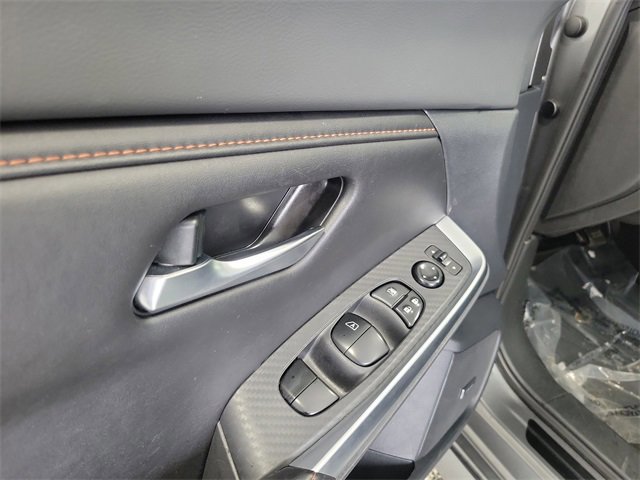 Used 2022 Nissan Sentra SR w/ SR Premium Package image 7