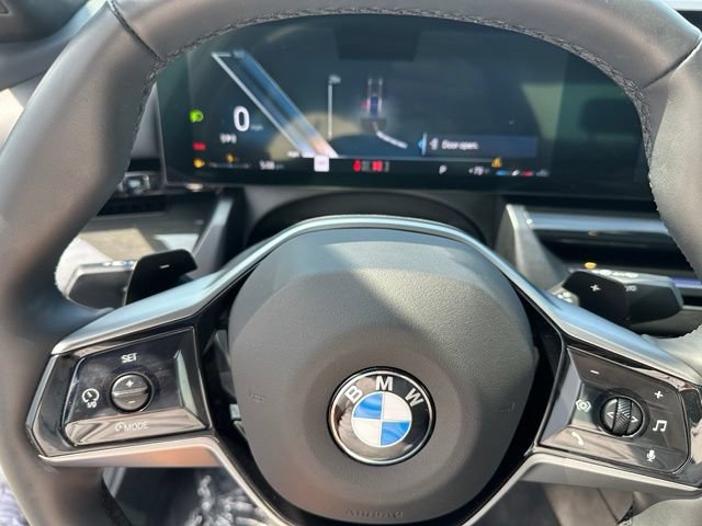 Used 2025 BMW 530i xDrive AWD/4WD image 25