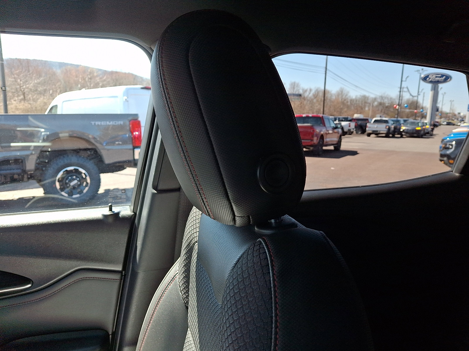 Used 2021 Chevrolet TrailBlazer RS w/ Convenience Package image 17