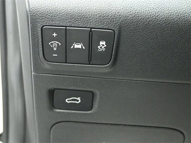 Used 2023 Kia K5 GT-Line image 27