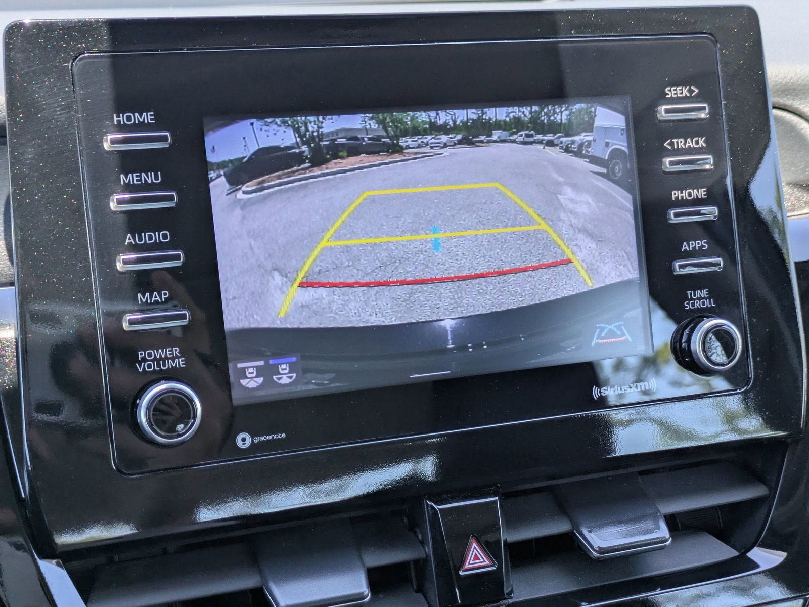 Used 2024 Toyota Camry SE w/ Convenience Package FWD image 12