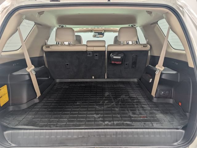 Used 2023 Toyota 4Runner Limited AWD/4WD image 37