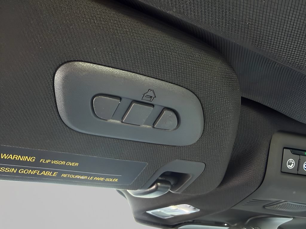 Used 2021 Chevrolet Corvette Stingray Preferred Conv w/ Battery Protection Package RWD image 22