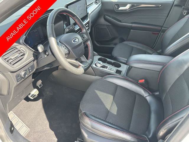 Certified 2024 Ford Escape ST-Line w/ Tech Pack #1 AWD/4WD image 10