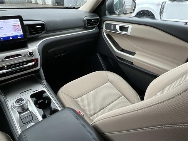 Certified 2023 Ford Explorer XLT image 15