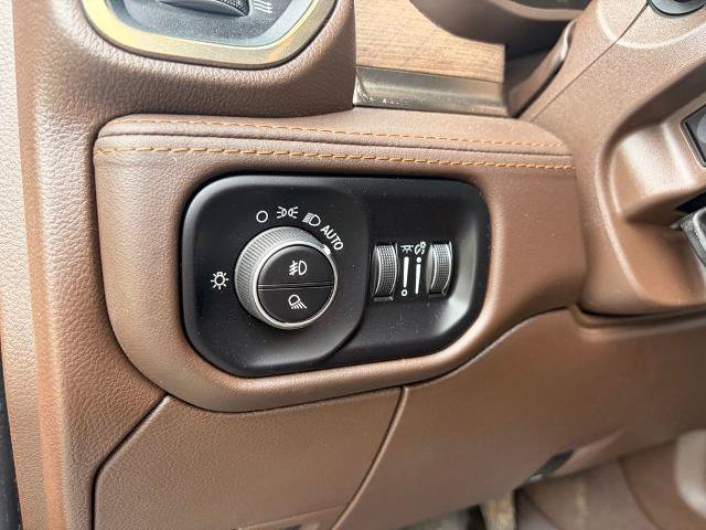 Used 2025 RAM 2500 Limited AWD/4WD image 17