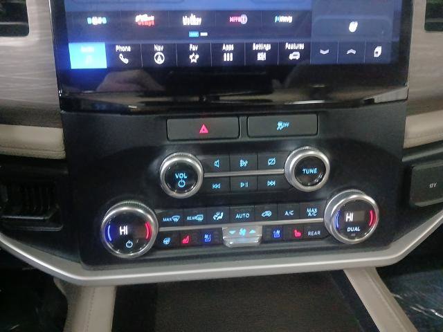 Certified 2022 Ford Expedition Limited AWD/4WD image 16