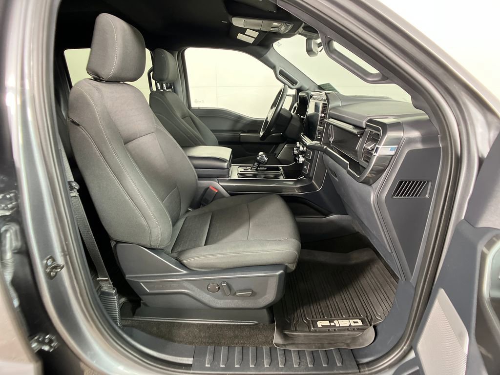 Certified 2022 Ford F150 XLT w/ Equipment Group 302A High image 7