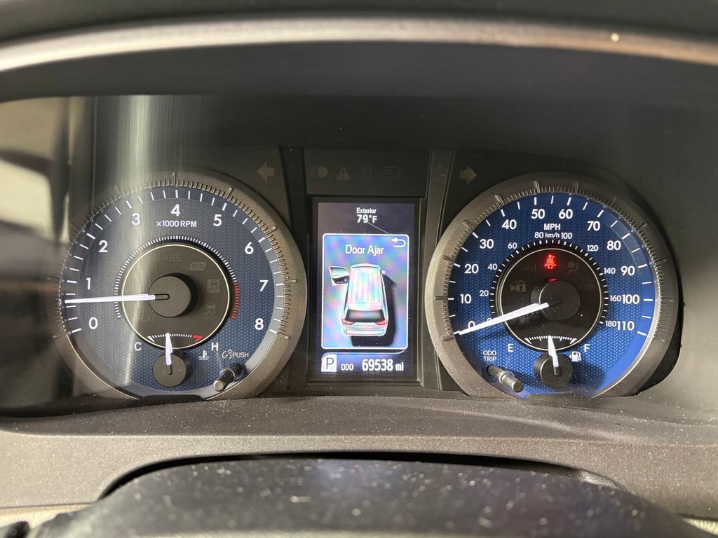 Used 2020 Toyota Sienna XLE FWD image 17