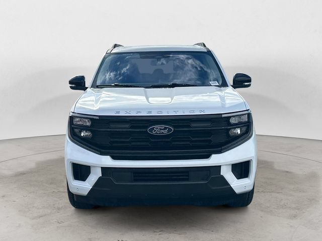 Certified 2025 Ford Expedition Active AWD/4WD image 8