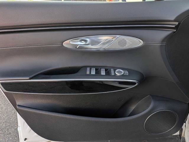 Used 2025 Genesis GV70 2.5T AWD/4WD image 22