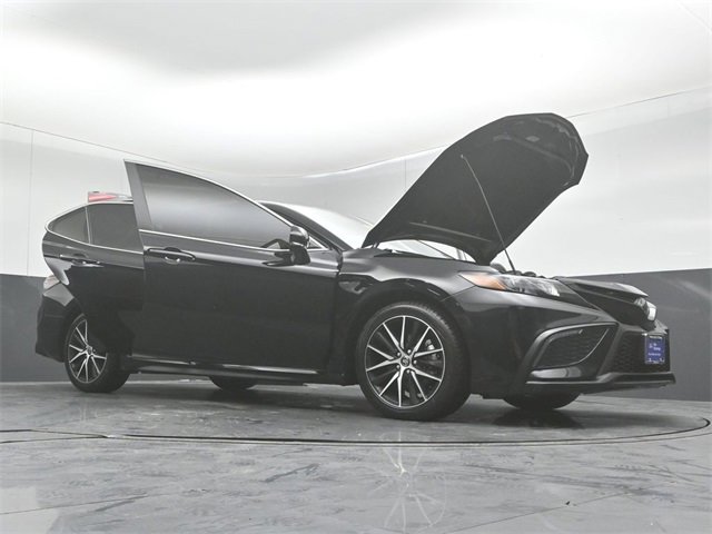 Used 2024 Toyota Camry SE image 53