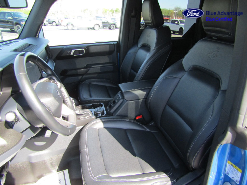 Certified 2025 Ford Bronco Badlands AWD/4WD image 8
