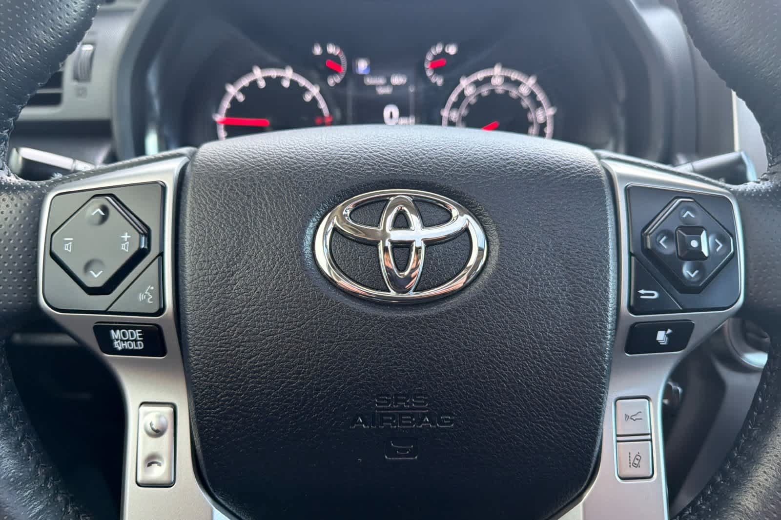 Used 2023 Toyota 4Runner SR5 Premium w/ Moonroof Package AWD/4WD image 25