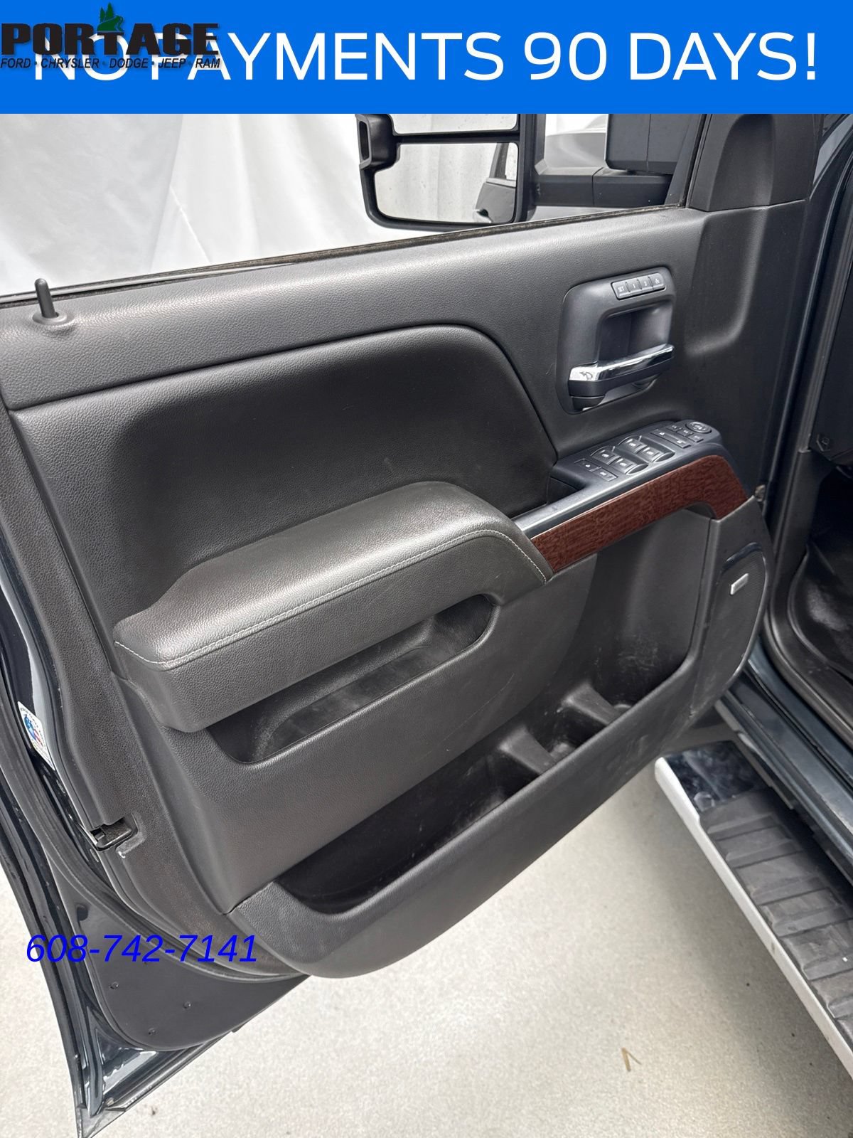Used 2017 GMC Sierra 2500 SLT w/ Snow Plow Prep Package AWD/4WD image 17