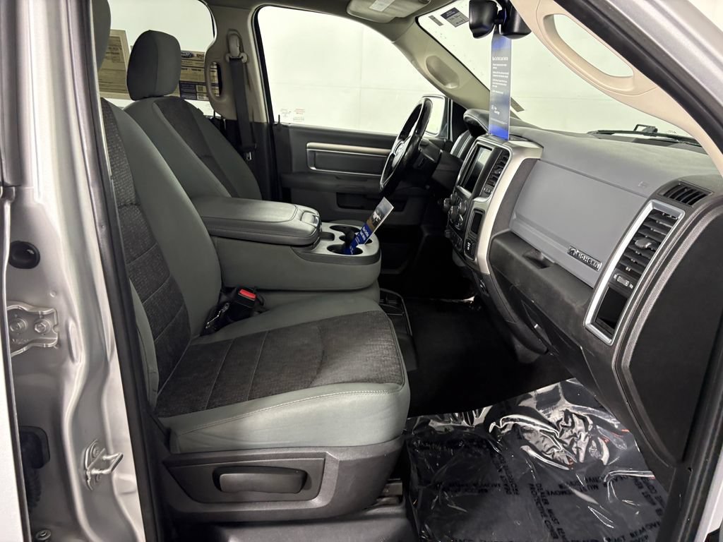Used 2019 RAM 1500 Big Horn w/ Rambox Value Package AWD/4WD image 36