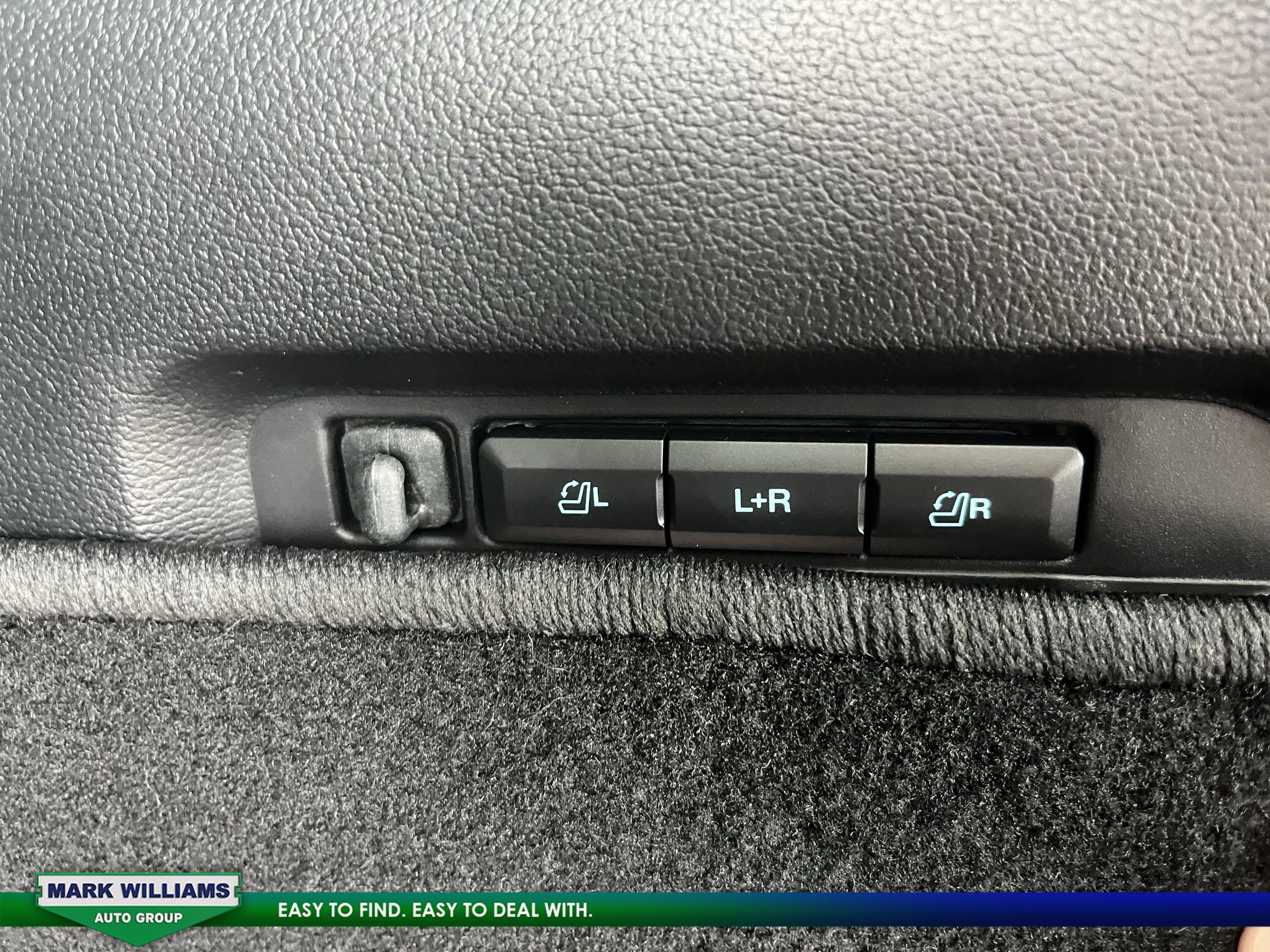 Certified 2022 Ford Explorer Limited w/ Equipment Group 301A image 31