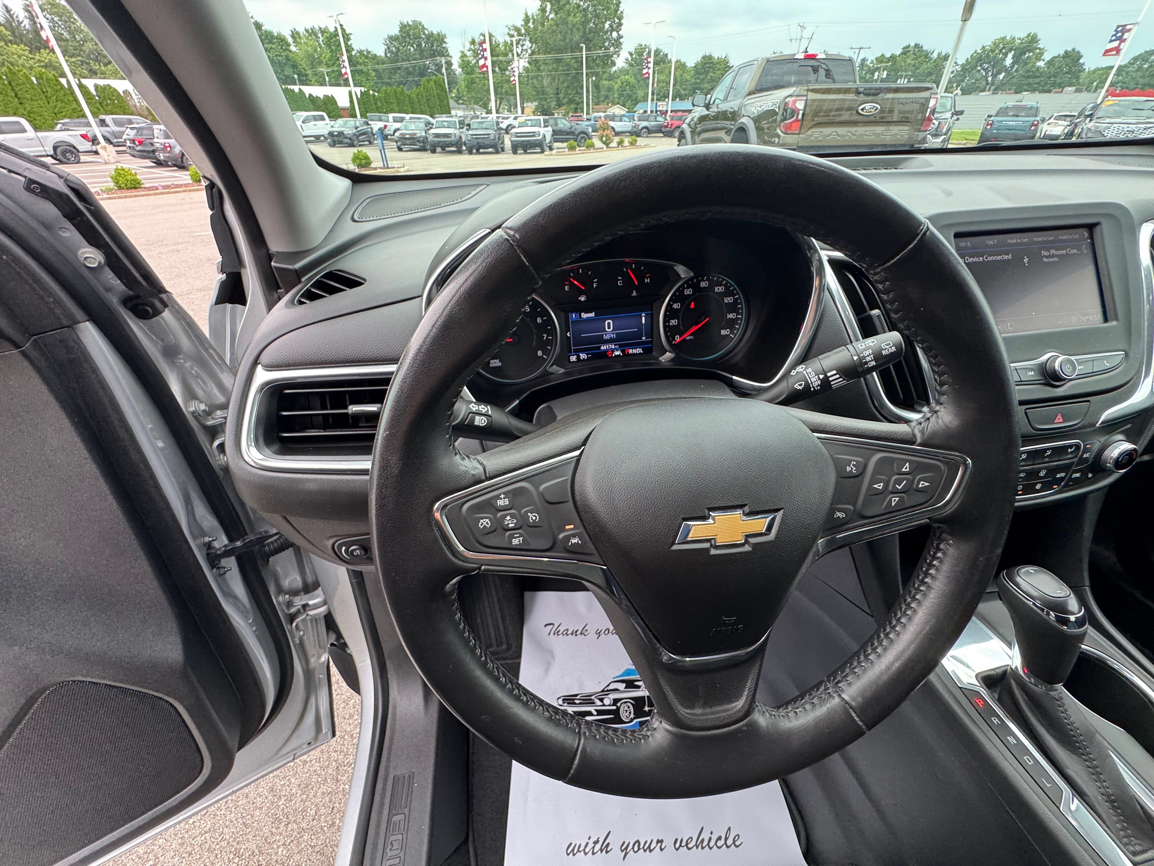 Used 2020 Chevrolet Equinox LT FWD image 29