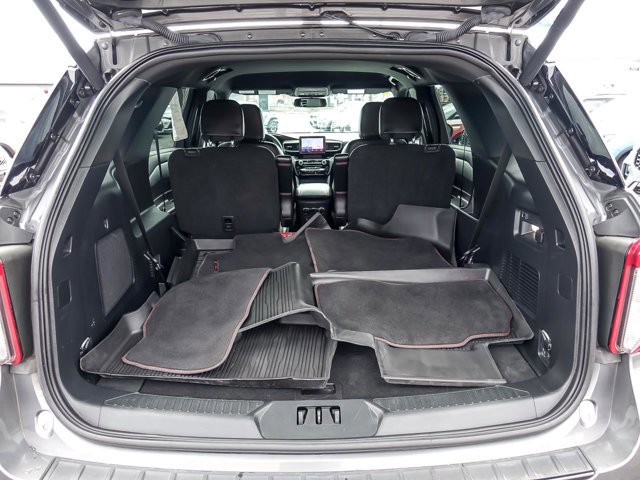 Certified 2023 Ford Explorer ST-Line AWD/4WD image 28