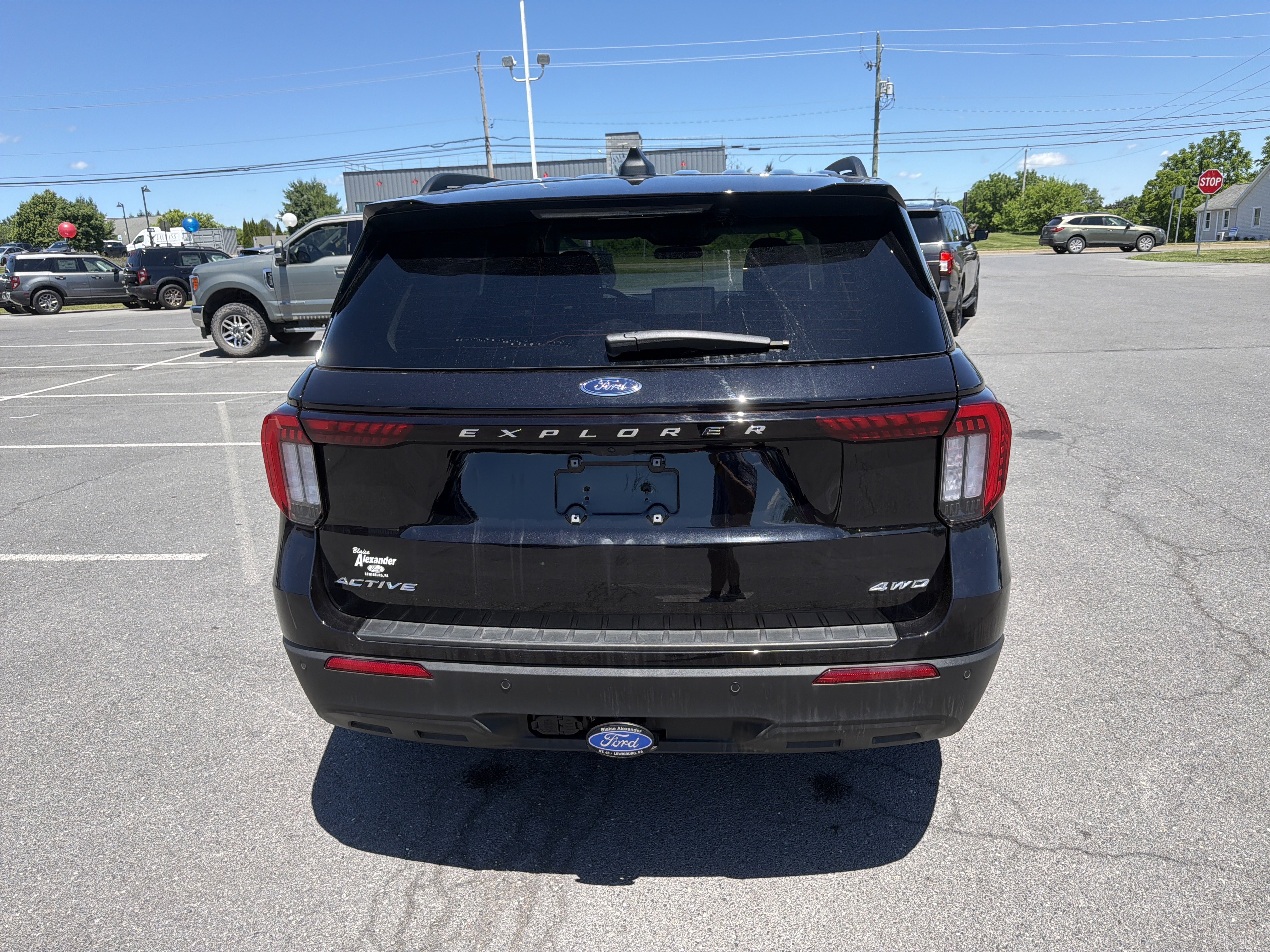 Certified 2026 Ford Explorer Active AWD/4WD video 4