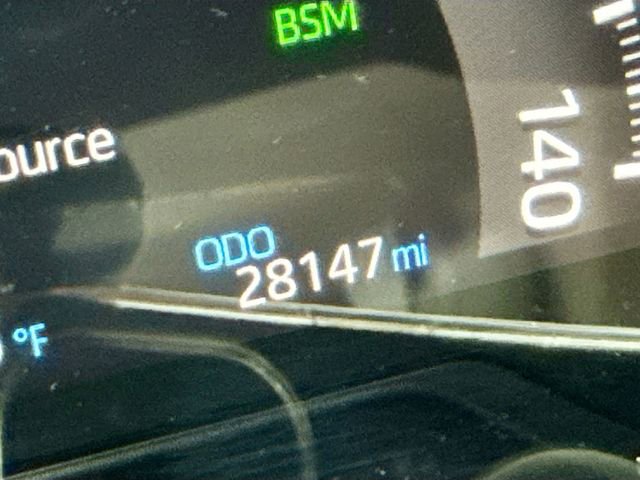 Used 2025 Toyota RAV4 XLE image 17