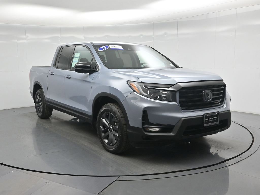 Used 2023 Honda Ridgeline Sport image 9