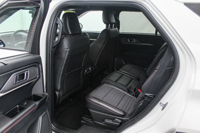 Certified 2025 Ford Explorer ST-Line w/ Premium Package RWD image 15