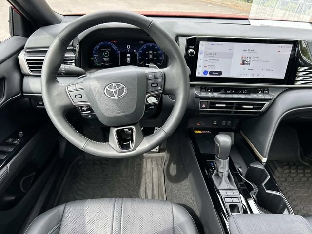 Used 2025 Toyota Camry XSE AWD/4WD image 14