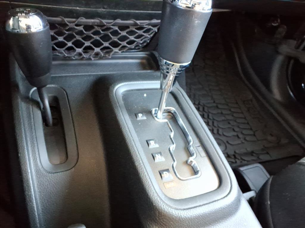 Used 2018 Jeep Wrangler Sport image 21