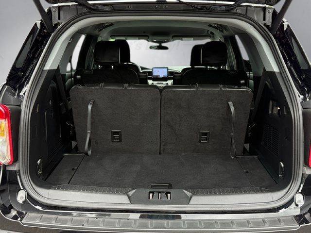 Certified 2024 Ford Explorer XLT w/ Equipment Group 202A AWD/4WD image 27