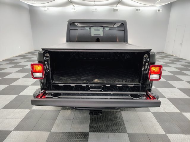 Used 2022 Jeep Gladiator Sport AWD/4WD image 16