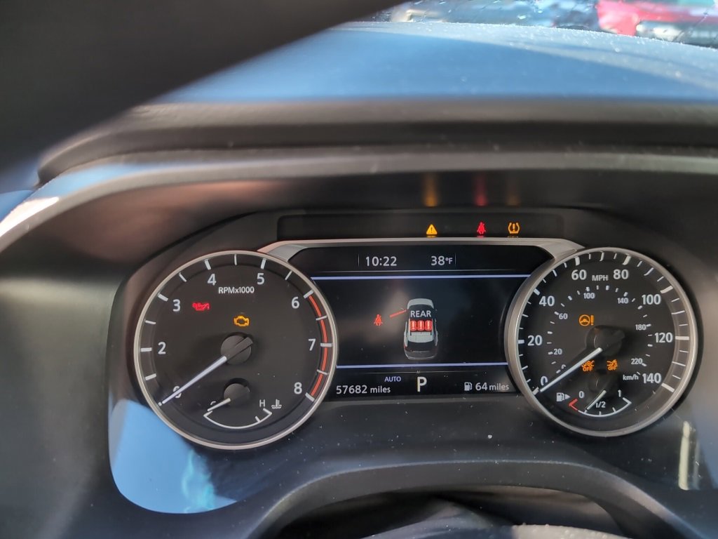 Used 2024 Nissan Rogue SV image 8