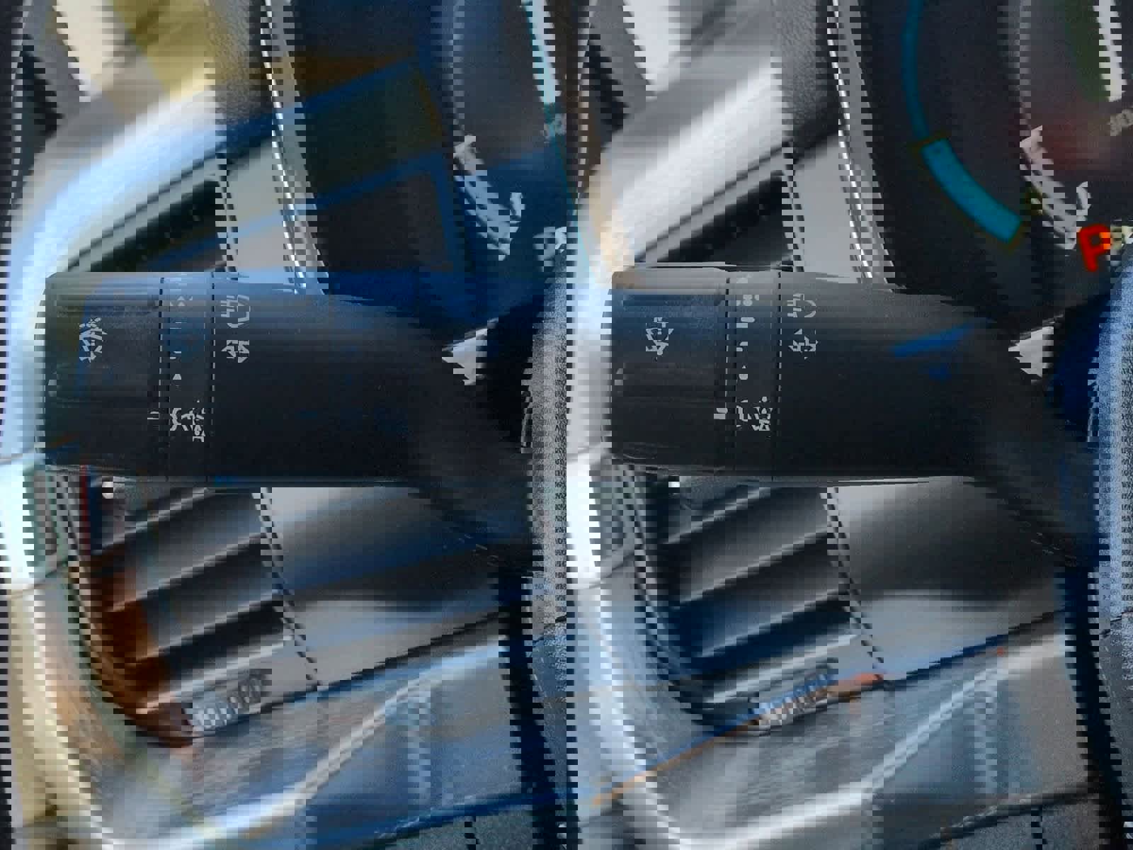 Certified 2021 Ford F150 Lariat w/ Equipment Group 502A High image 26