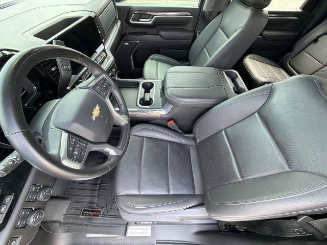 Used 2025 Chevrolet Silverado 2500 LTZ w/ LTZ Premium Package AWD/4WD image 16