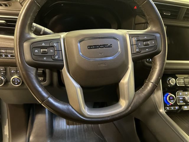 Used 2022 GMC Yukon Denali w/ Denali Premium Package AWD/4WD image 10
