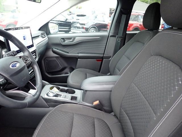 Certified 2024 Ford Escape Active w/ Tech Pack #1 AWD/4WD image 16