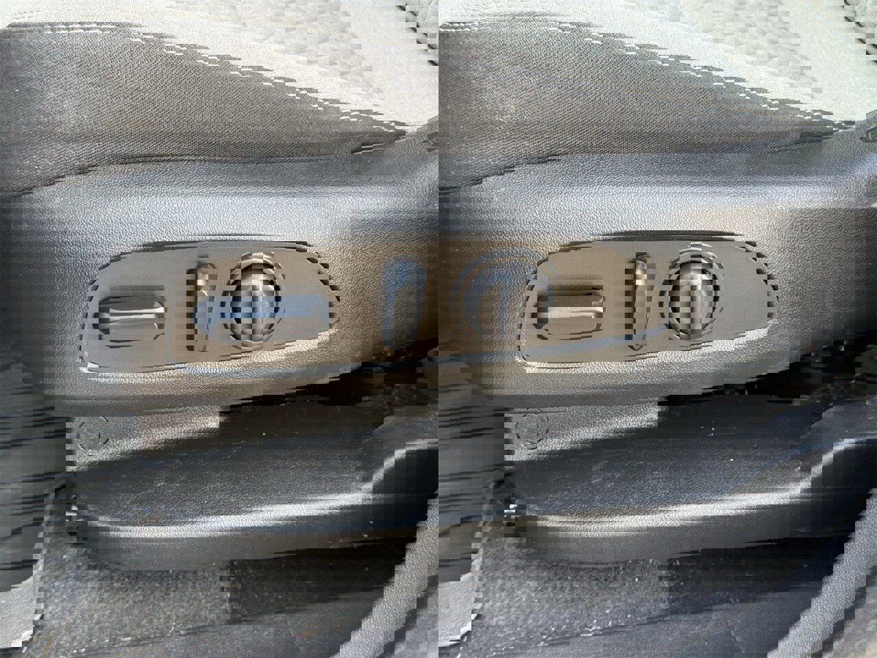 Used 2024 Chevrolet Equinox LS w/ LS Convenience Package image 25