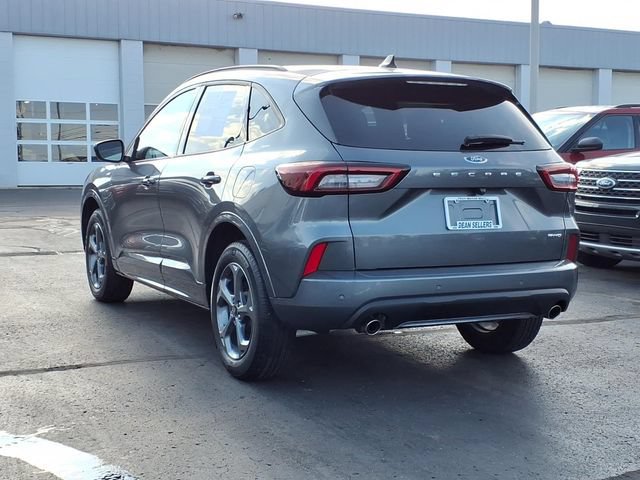 Certified 2024 Ford Escape ST-Line w/ Tech Pack #1 AWD/4WD image 7
