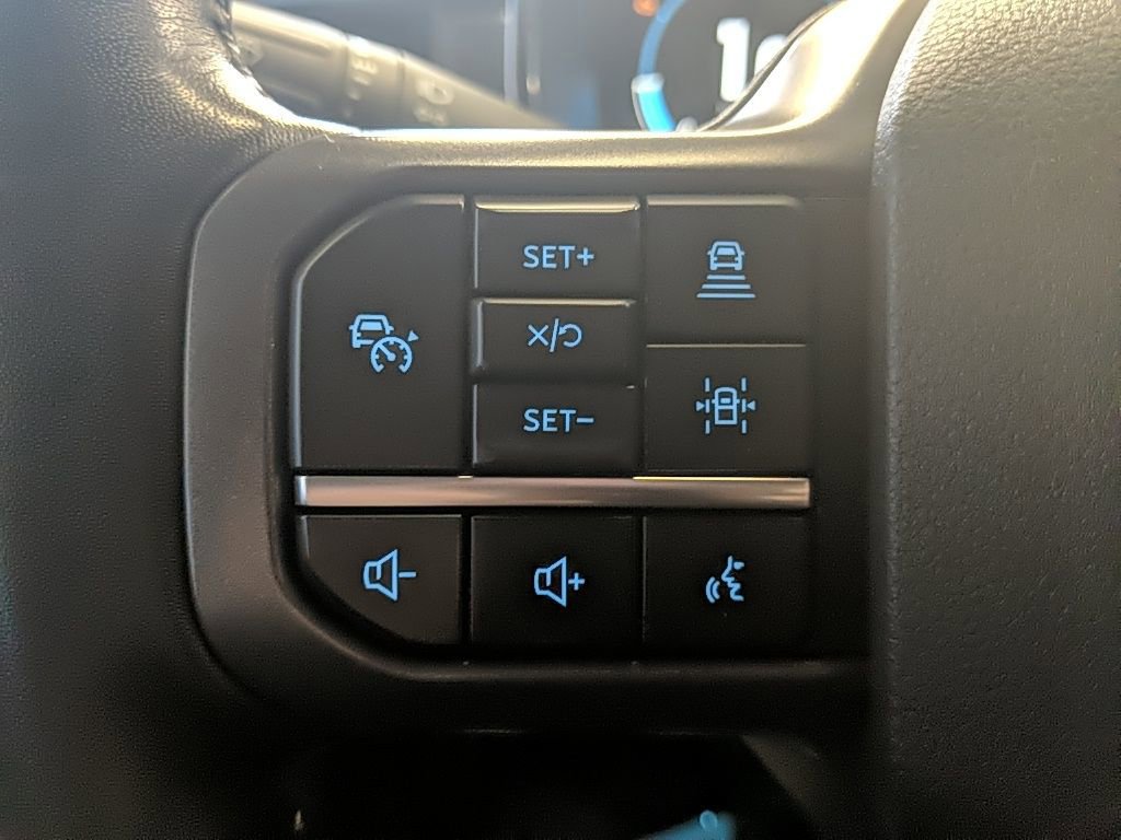 Certified 2023 Ford F150 Lariat w/ Equipment Group 502A High image 19