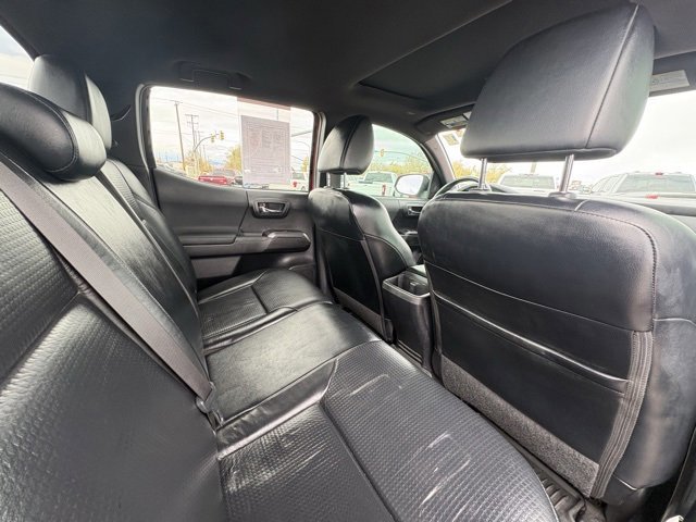 Used 2020 Toyota Tacoma TRD Off-Road image 23