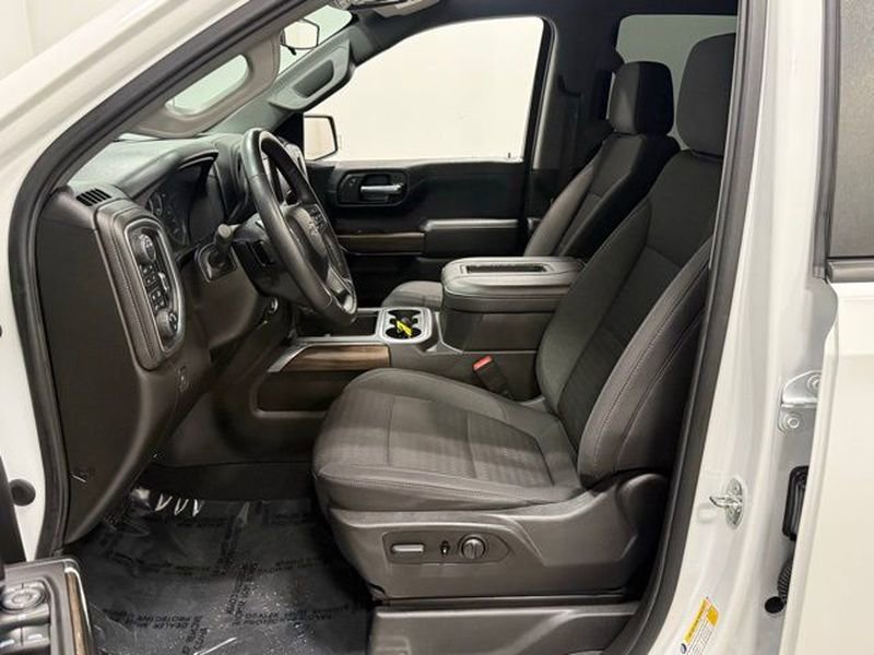 Used 2022 Chevrolet Silverado 1500 RST image 15