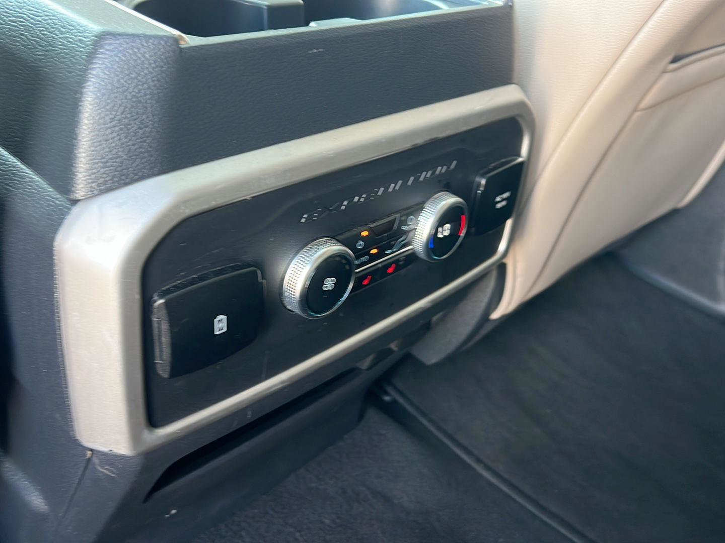 Certified 2024 Ford Expedition Max Limited image 12