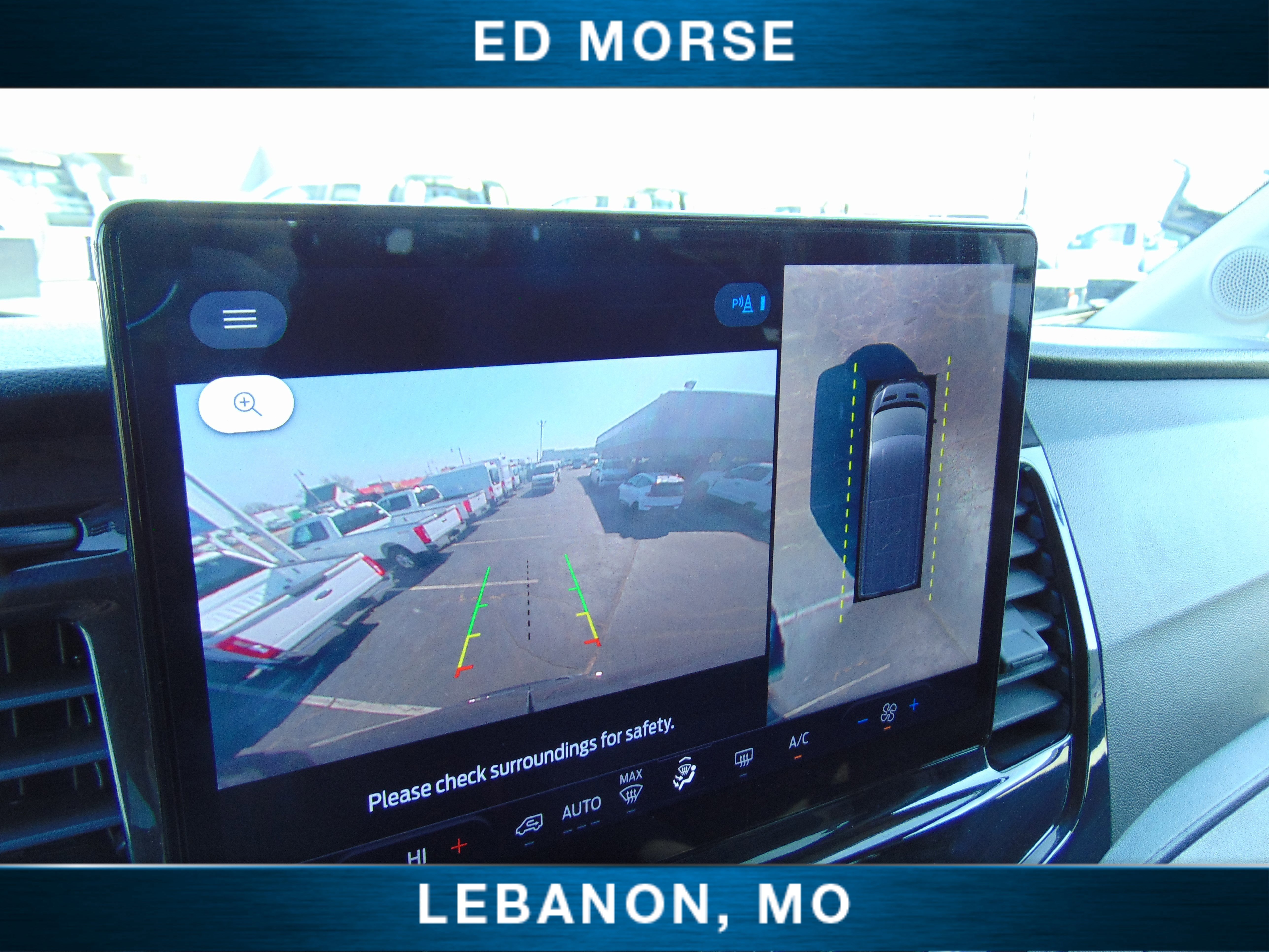 Certified 2025 Ford Transit 350 XLT image 24